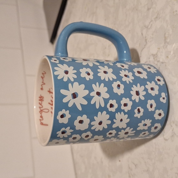 Room Essentials Progress Over Perfection cup - Picture 1 of 7